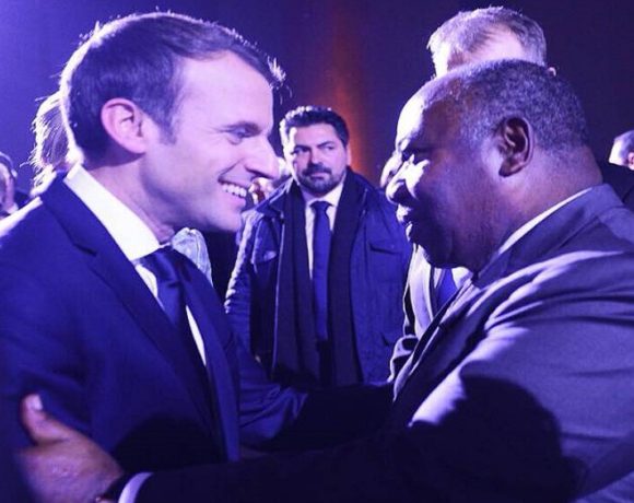 Ali Bongo Ondimba et Emmanuel Macron à Paris