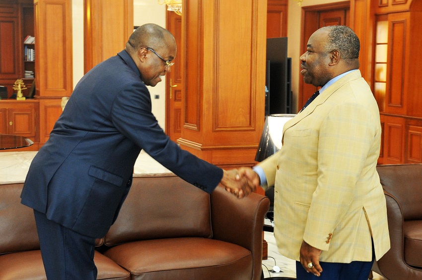Ali Bongo Ondimba et Manuel Domingos Augusto à Libreville