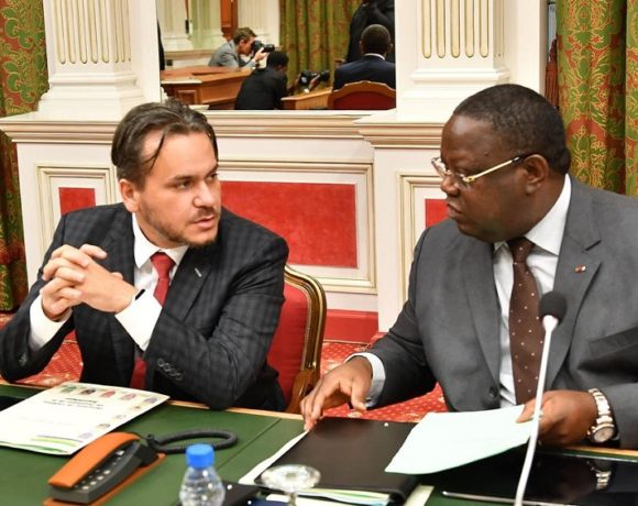 Le Premier ministre et le DC au Conseil des ministres