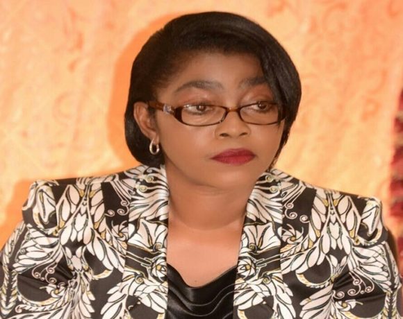 Rose Christiane Ossouka Raponda, ministre d'Etat à la défense nationale