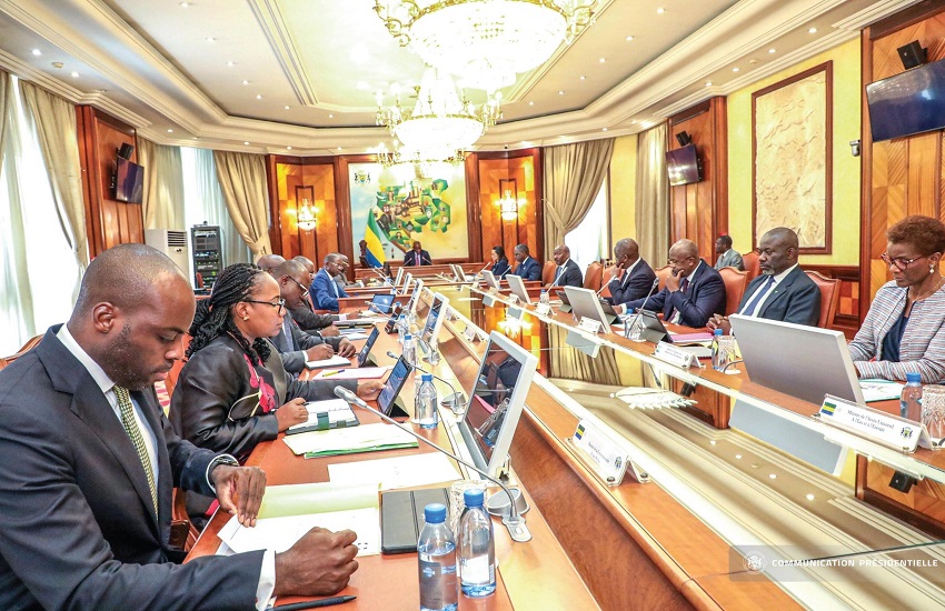Gabon - Fin de la Transition, fermeté économique et réformes ...