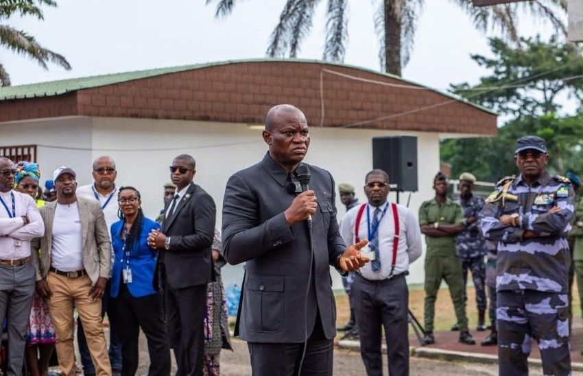President Oligui Nguema engages in dialogue with SEEG staff at Jean Violas training center